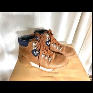 Beautiful Forsake hiking boots